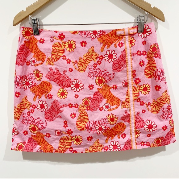 Lilly Pulitzer Pants - Lilly Pulitzer tiger print mini skort Sz 12